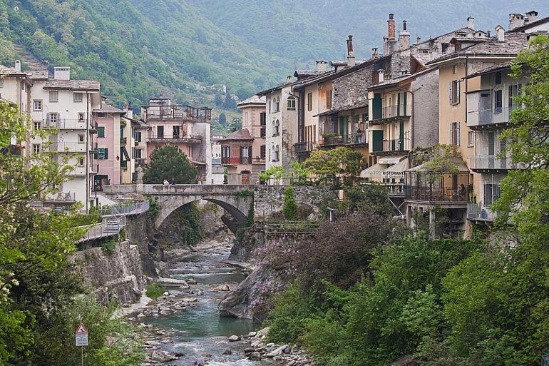 Sofi Apartment Chiavenna Εξωτερικό φωτογραφία